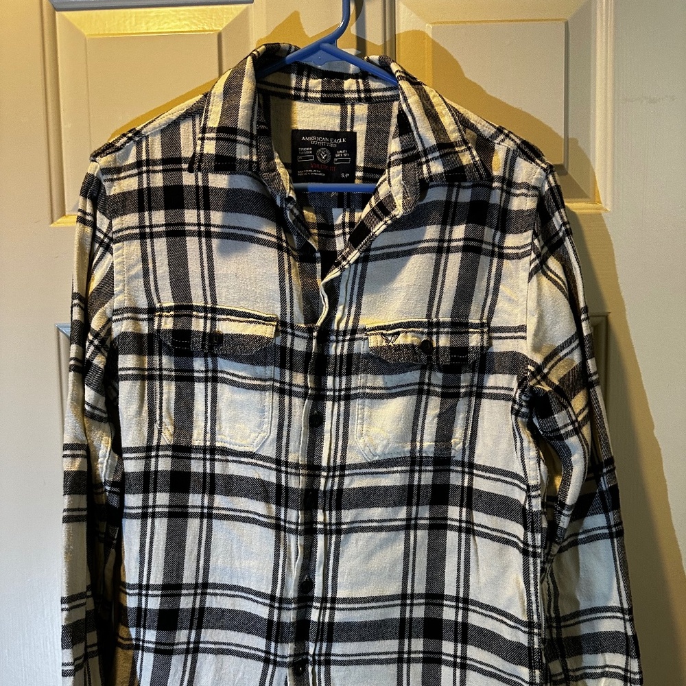 American Eagles Athletic Fit Size Small Flannel